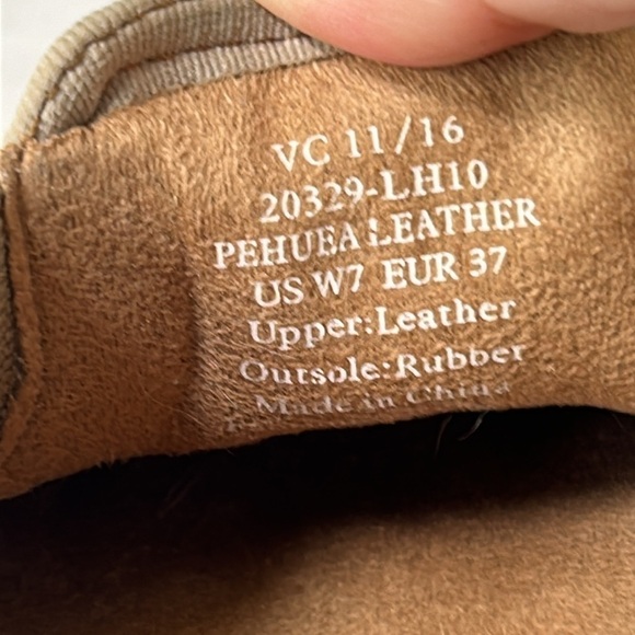 OluKai Women's Pehuea Leather Slip On, drop in heel, women’s size 7 - Picture 6 of 11